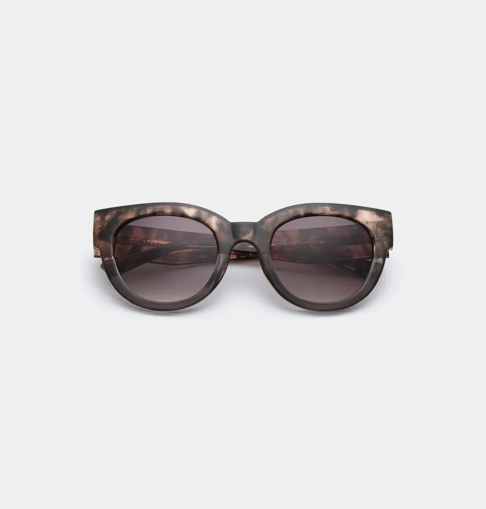 A.Kjaerbede Unisex aurinkolasit Lilly, musta kuosi