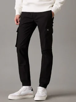 Calvin Klein Jeans Miesten Housut, SKINNY CARGO Musta