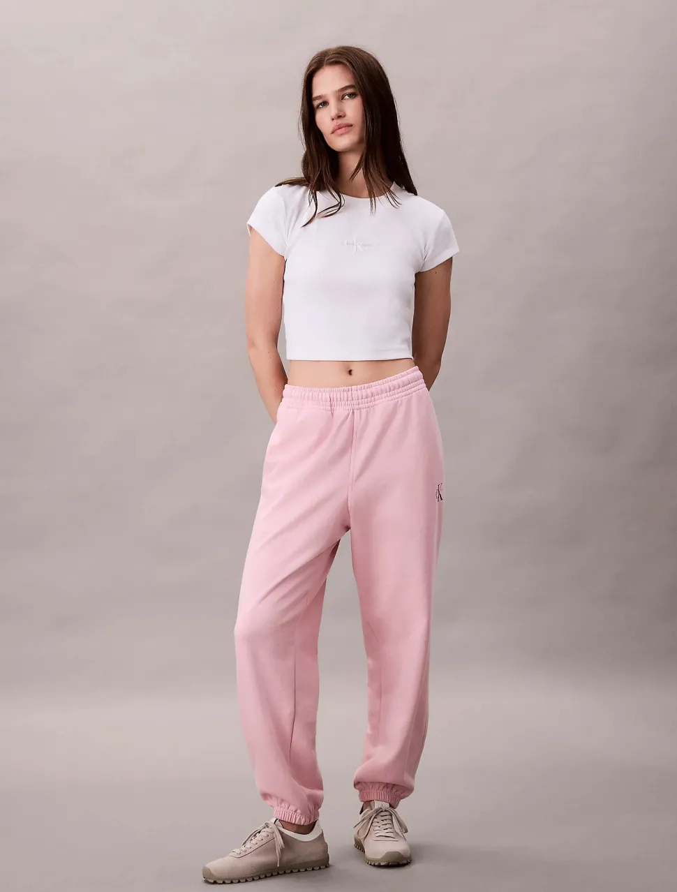 Calvin Klein Jeans naisten collegehousut MONOLOGO FRENCH TERRY JOGGER, vaaleanpunainen