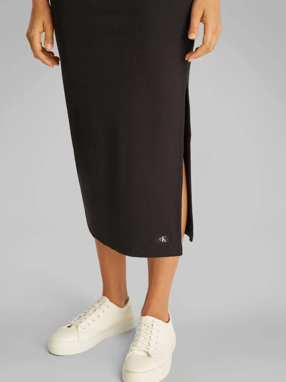 Calvin Klein Jeans naisten hame, WOVEN LABEL RIB SKIRT Musta