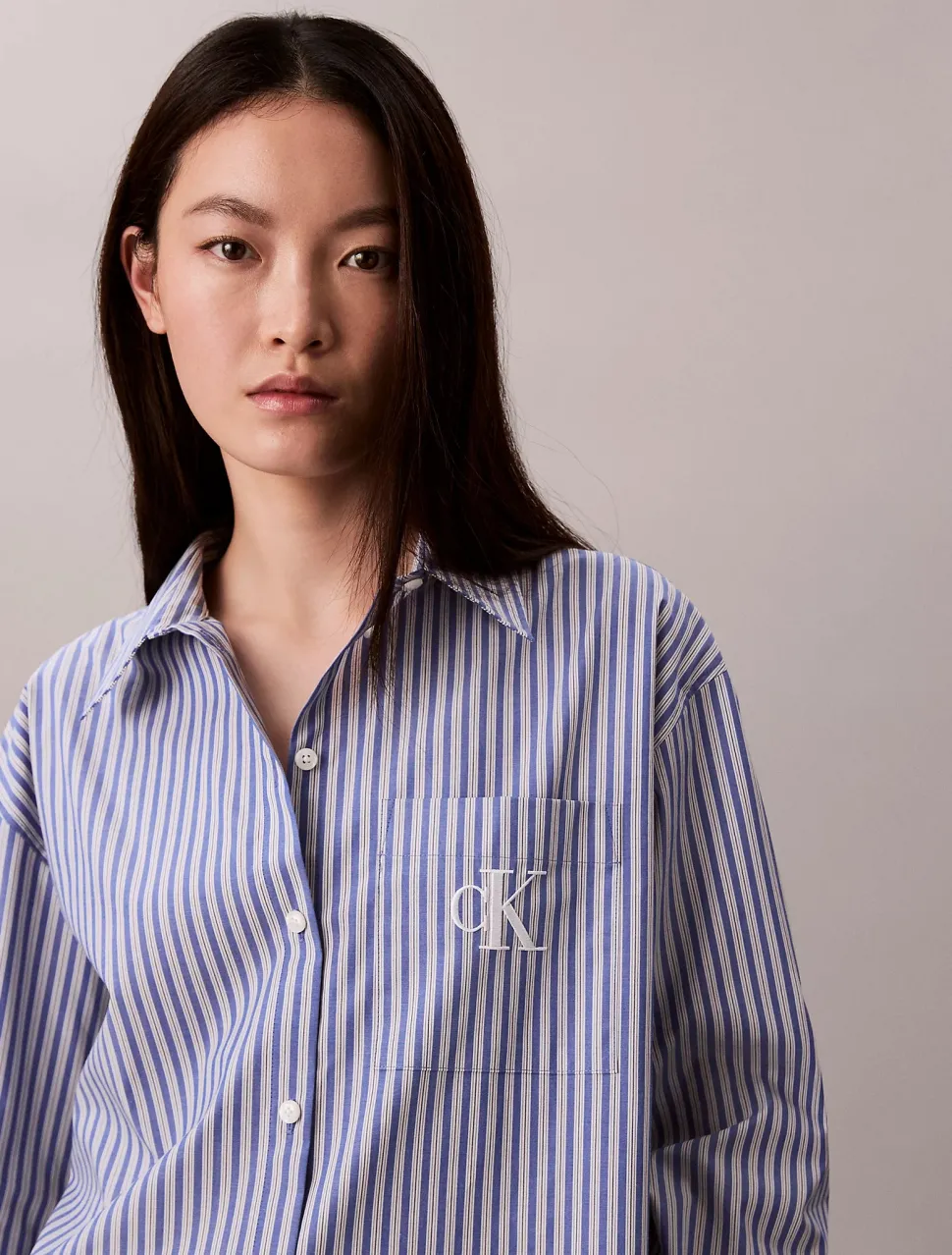 Calvin Klein Jeans naisten paitapusero YD PERFECT BUTTON DOWN SHIRT, vaaleansininen