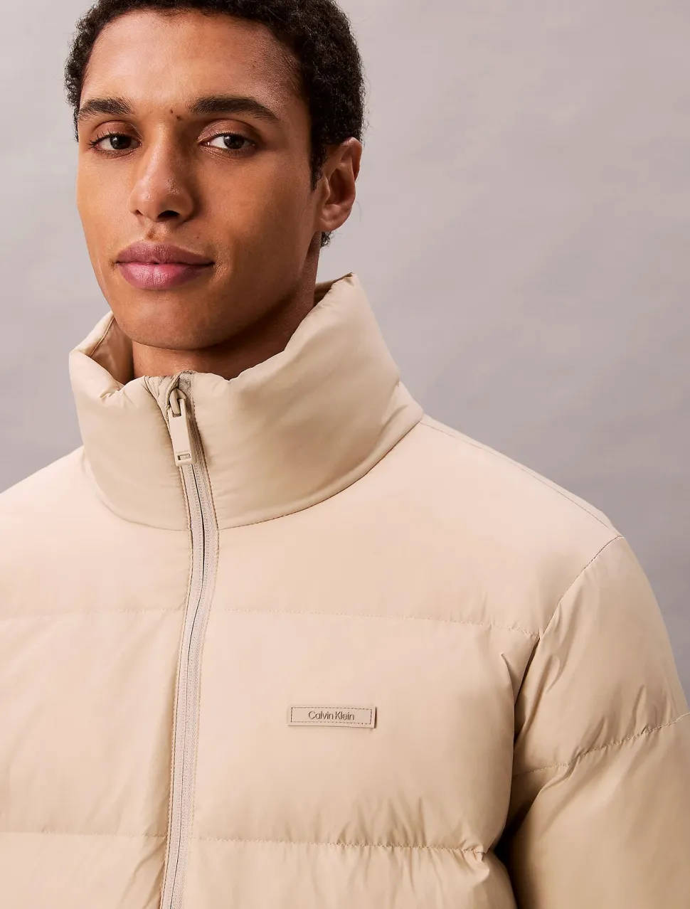 Calvin Klein Menswear miesten takki LS MDWT NYLON CHNNL DOWN PUFFER, valkoinen