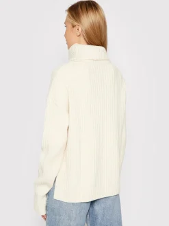 Calvin Klein naisten neulepusero, CHUNKY RIB ROLL NECK SWEATER Luonnonvalkoinen