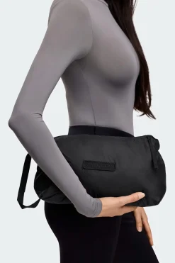 Canada Goose naisten untuvatakki Elba Jacket, musta