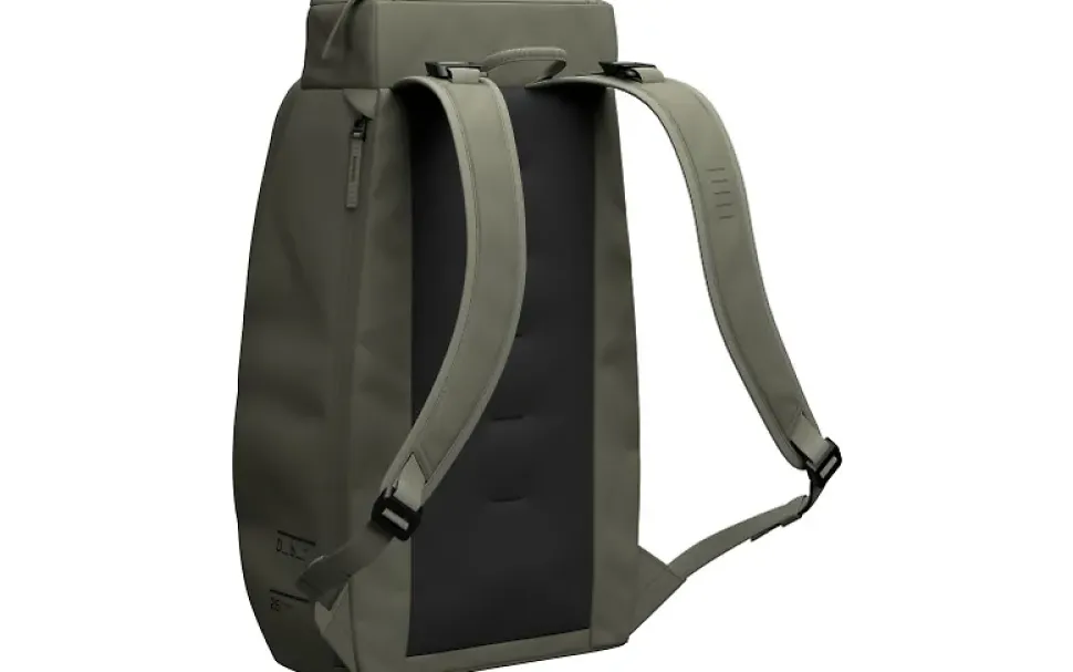 DB Unisex Reppu, HUGGER BACKPACK 25L NOS Armeijanvihreä