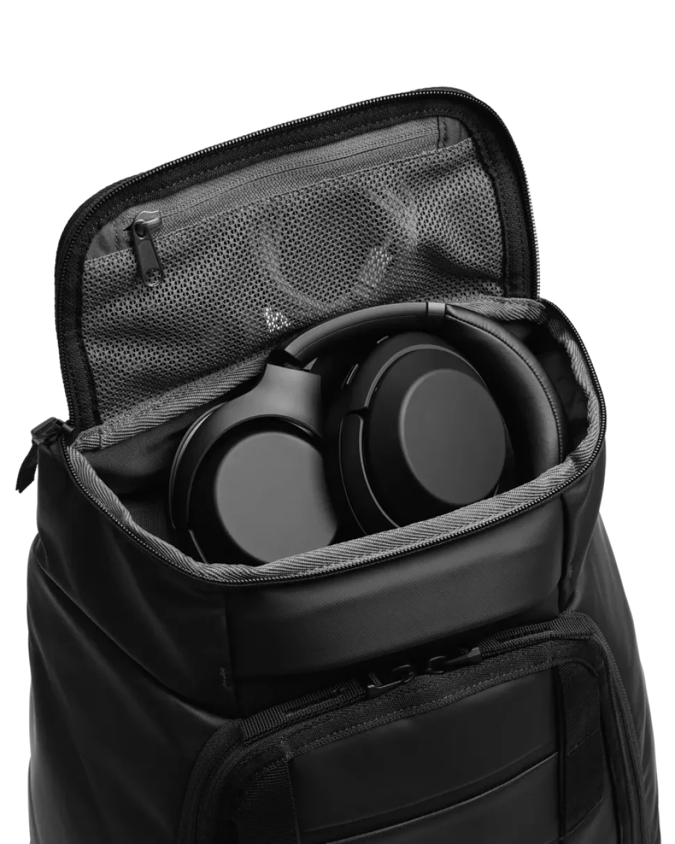 DB Unisex Reppu, HUGGER BACKPACK 25L NOS Armeijanvihreä