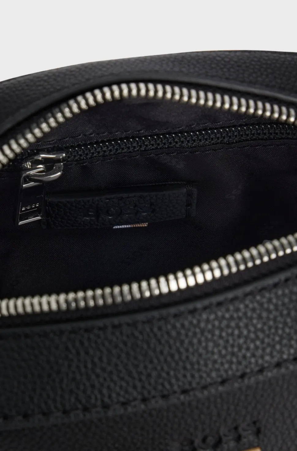 Hugo Boss miesten laukku RAY NS ZIP N, musta