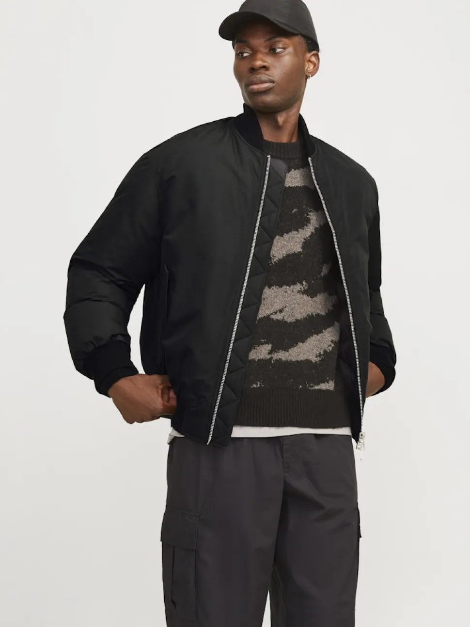 Jack and Jones miesten bombertakki, JCOKINETIC SOFT UTILITY BOMBER LN Black