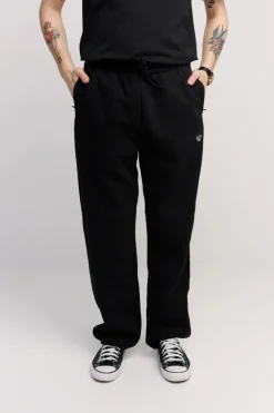 Makia miesten collegehousut Cove ZIP POCKET, musta