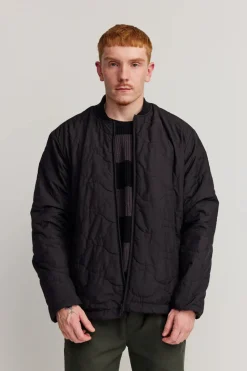 Makia miesten tikkitakki, HUSKY JACKET Musta
