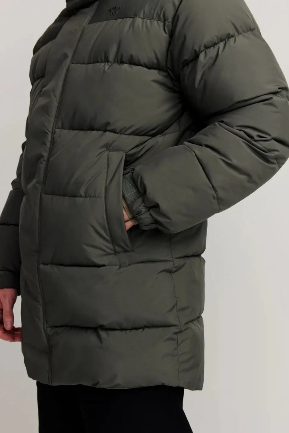 Makia miesten toppatakki K MILES JACKET, tummanvihreä
