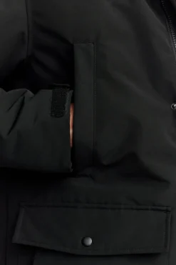 Makia miesten toppatakki, RESILIENT JACKET Musta