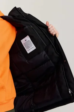 Makia miesten toppatakki, RESILIENT JACKET Musta
