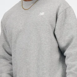 New Balance miesten collegepaita Sport Essentials Fleece Crew Sweater, vaaleanharmaa