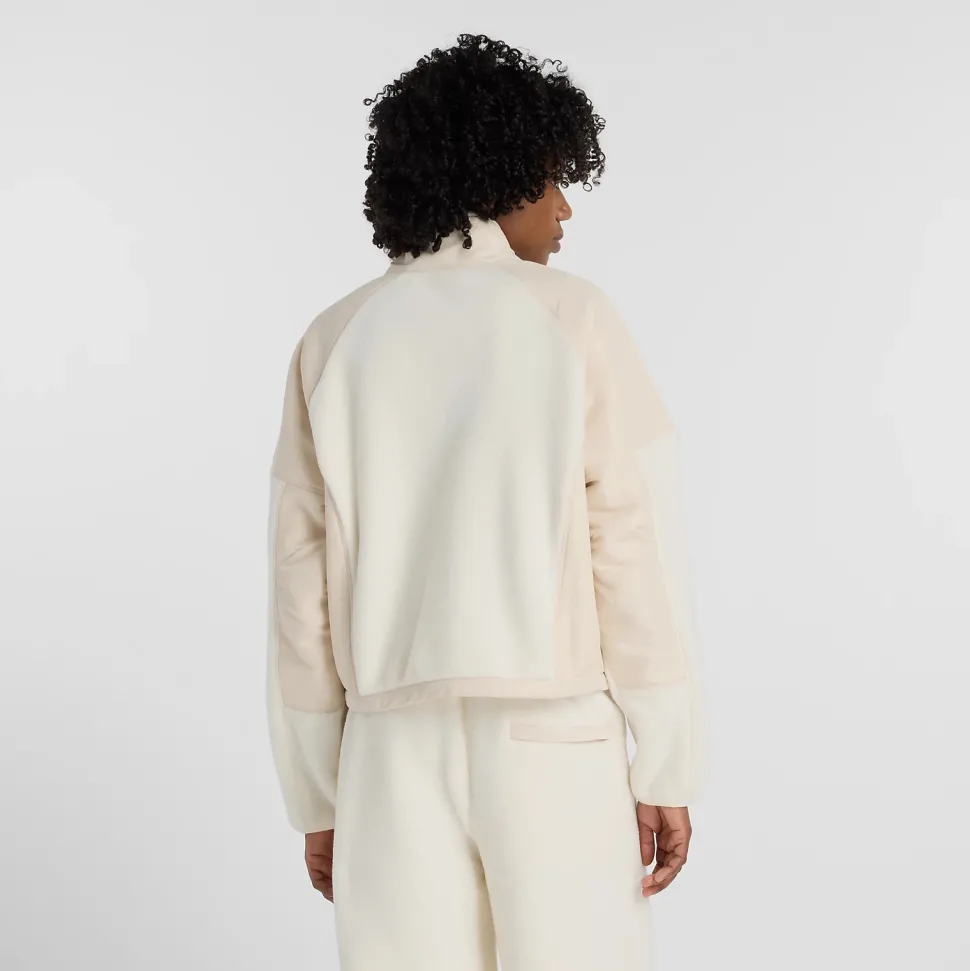 New Balance naisten fleecetakki, High Pile Fleece Jacket Luonnonvalkoinen