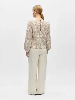 Object naisten pusero OBJMYA RE L/S Top, Humus Cloud dancer