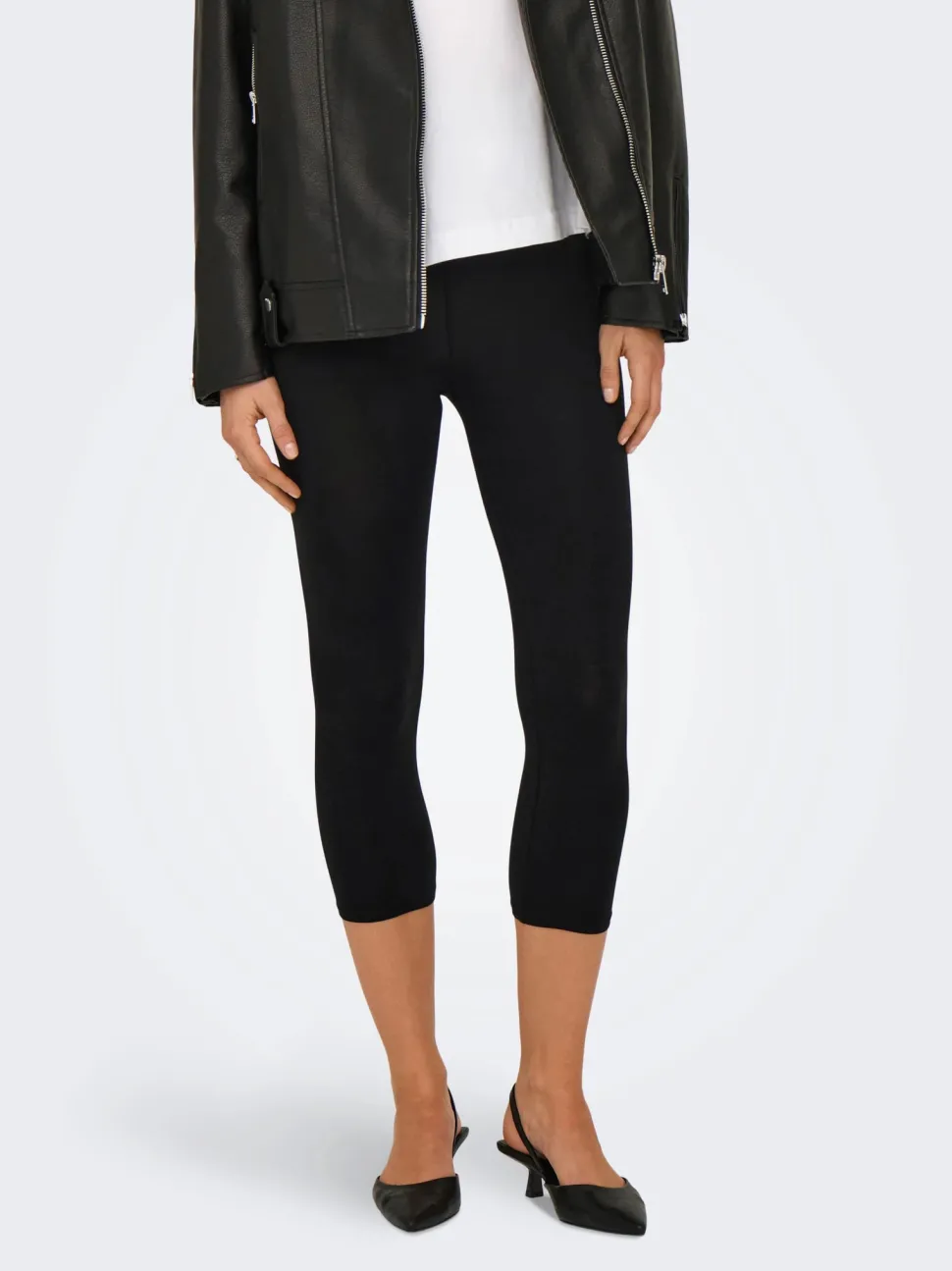 Only naisten leggingsit, ONLLIVE LOVE 3/4 LEGGING JRS Musta