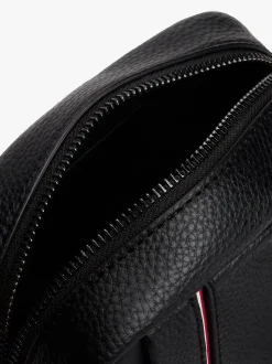 Tommy Hilfiger laukku K TH CENTRAL MINI REPORTER BAG, musta