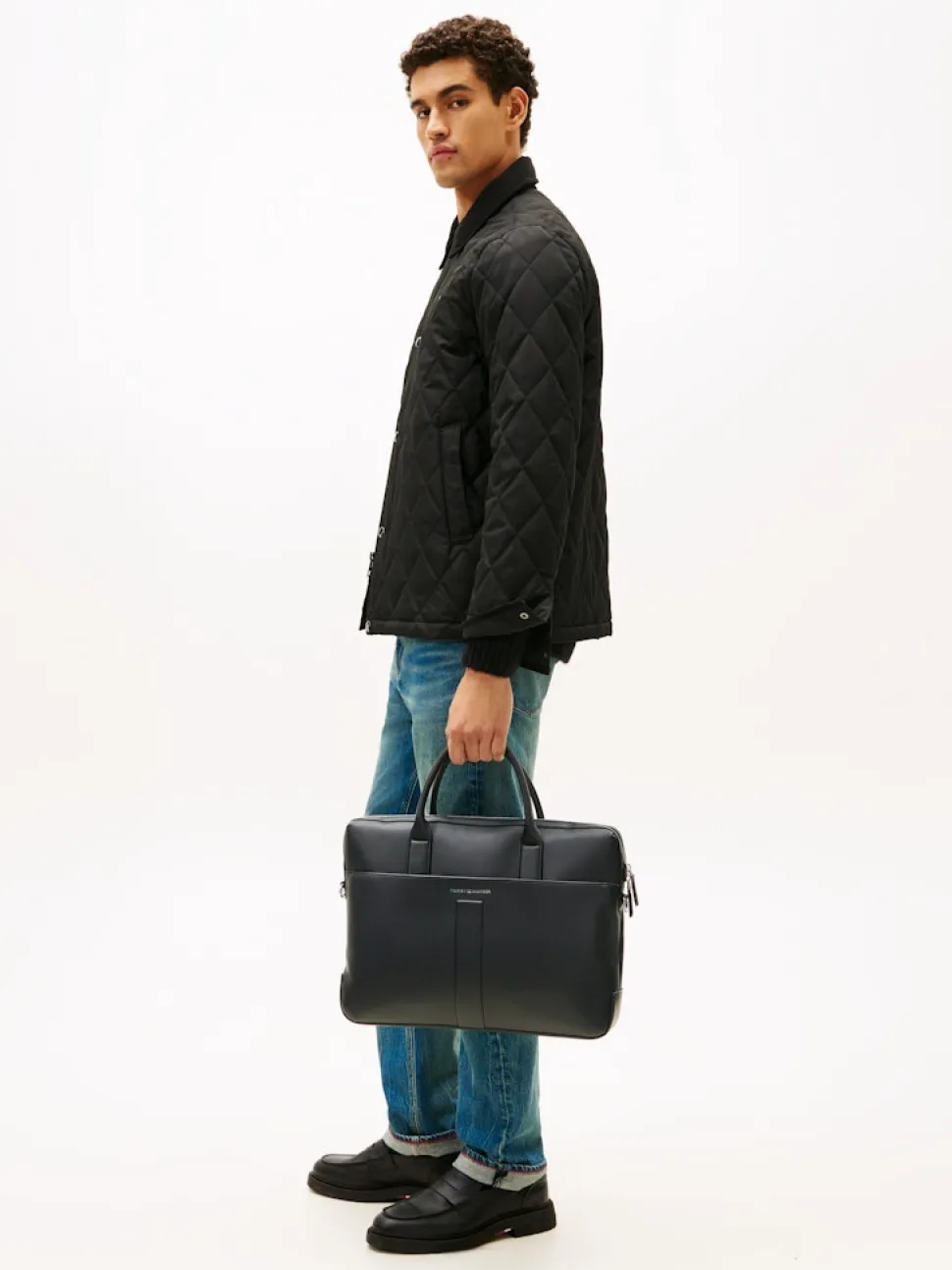 Tommy Hilfiger laukku K TH RELAXED COMPUTER BAG, musta
