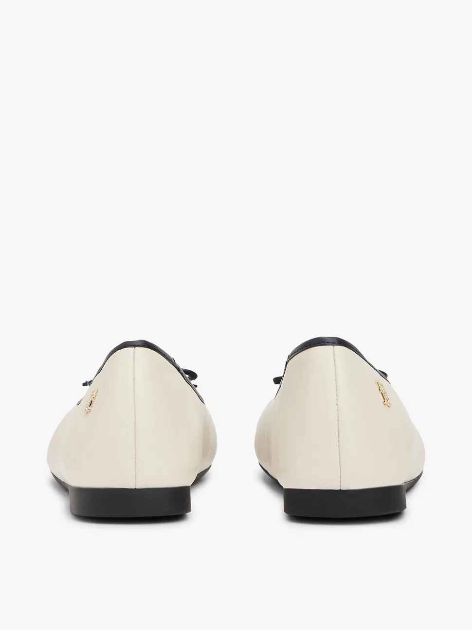 Tommy Hilfiger naisten balleriinat, TOE CAP LEATHER BALLERINA Beige Kuosi