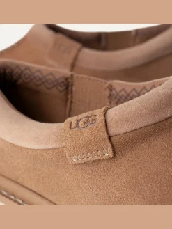 UGG miesten kengät, M TASMAN LUG Keskiruskea